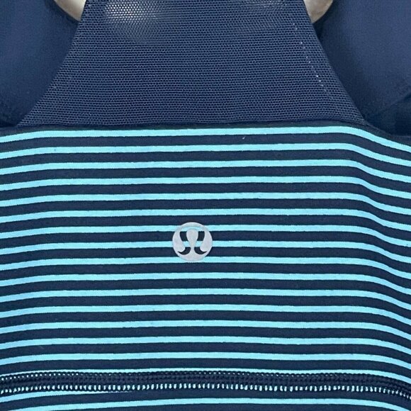 Lululemon Tank Top Womens Size 4 Scoop Neck Striped Racerback Shelf Bra Blue - Picture 5 of 8
